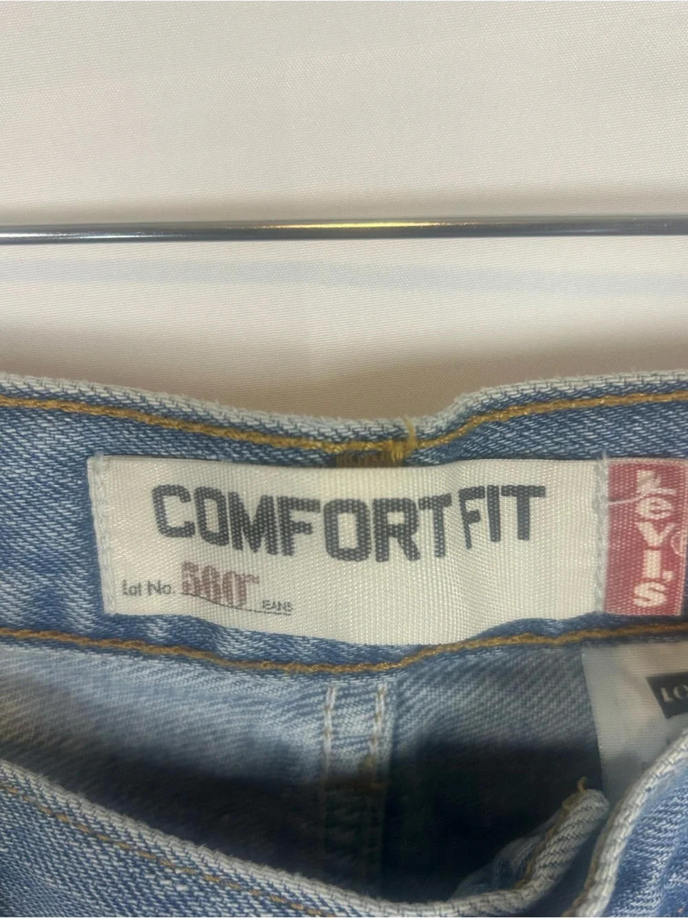 Levi's Comfort Fit Light Wash Jeans